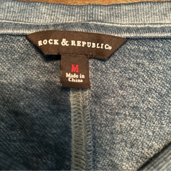 Rock & Republic Long Sleeve Studded Heather Green High Low Top Sz. M - Picture 8 of 10